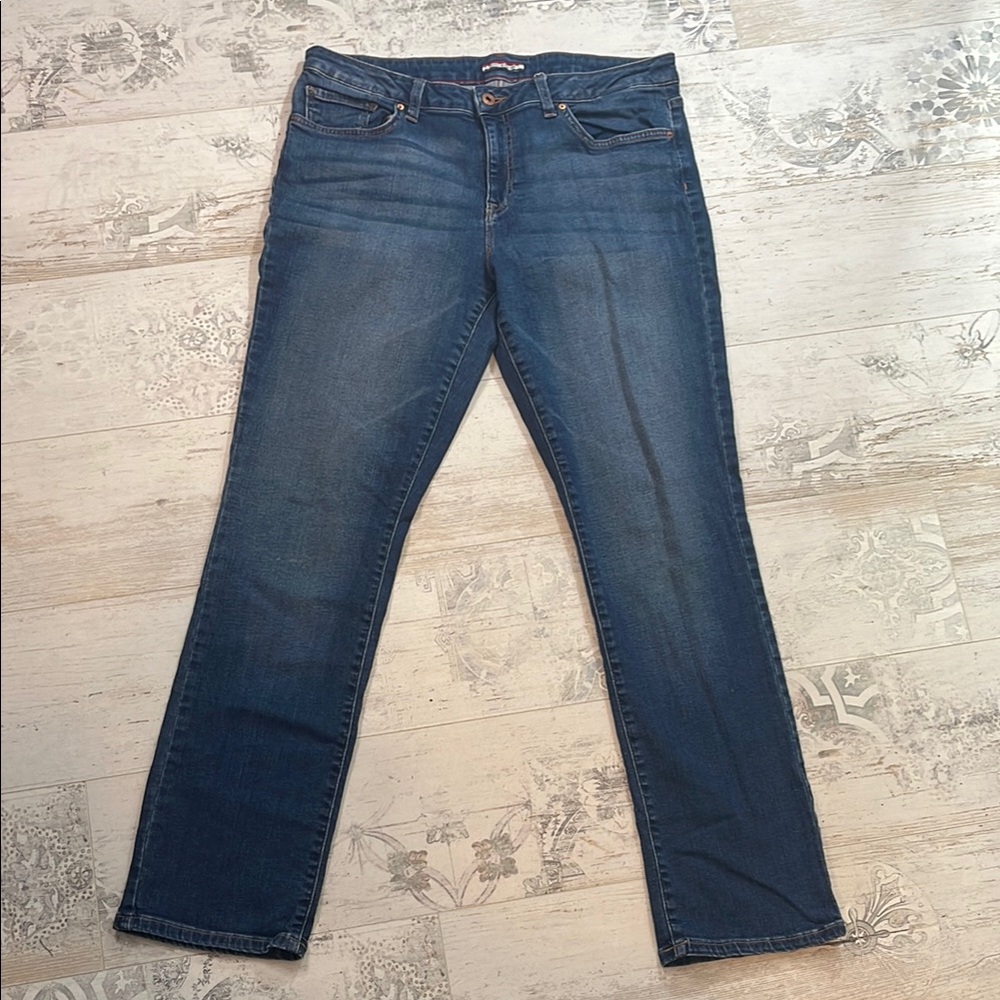 Tommy Hilfiger Women’s Medium Wash Straight Leg Jeans Size 14 Regular
